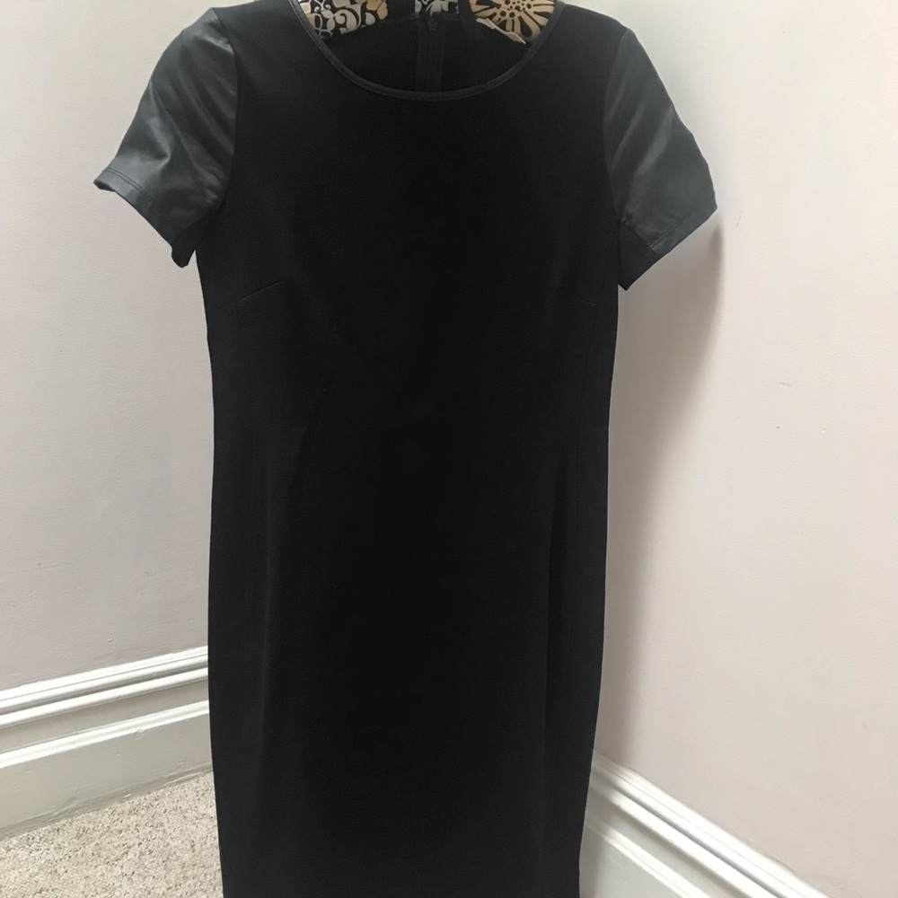 Banana Republic mini dress in size 4